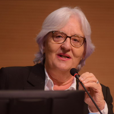 Angélica Carlini