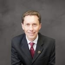 Dr. André Auersvald